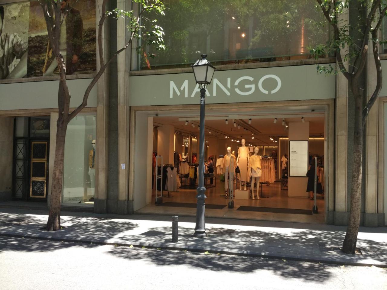 Pension Dominguez Madrid Exterior foto